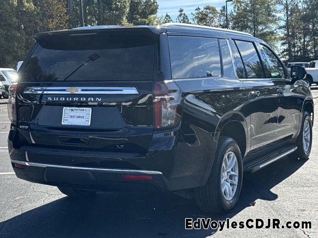 2023 Chevrolet Suburban LT