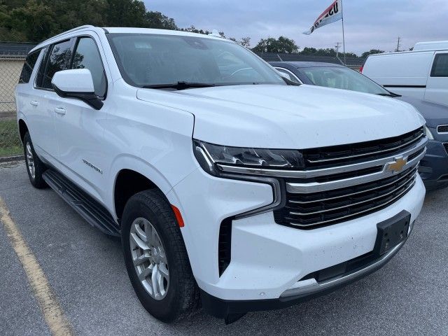 2023 Chevrolet Suburban LT