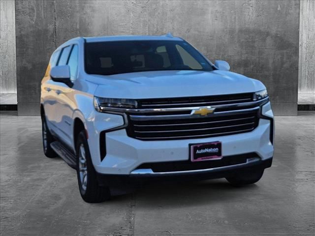 2023 Chevrolet Suburban LT