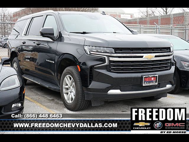 2023 Chevrolet Suburban LT