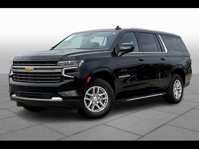 2023 Chevrolet Suburban LT