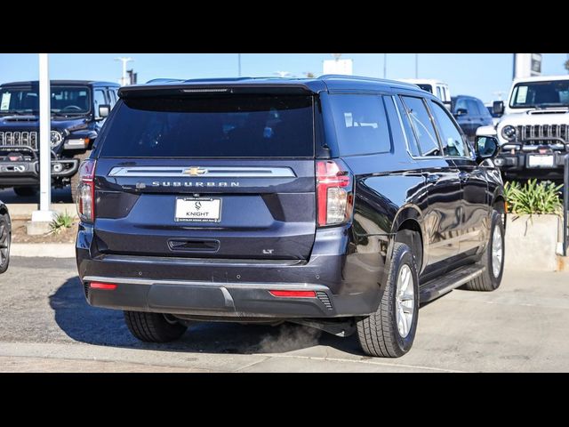 2023 Chevrolet Suburban LT