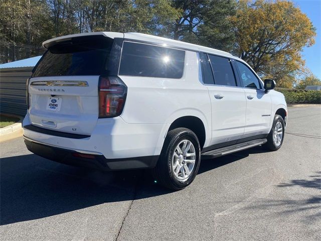 2023 Chevrolet Suburban LT