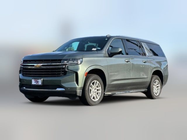 2023 Chevrolet Suburban LT