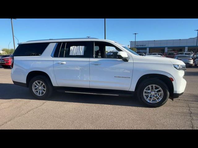 2023 Chevrolet Suburban LT