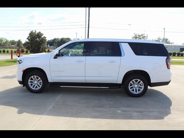 2023 Chevrolet Suburban LT