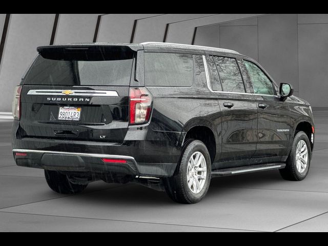 2023 Chevrolet Suburban LT