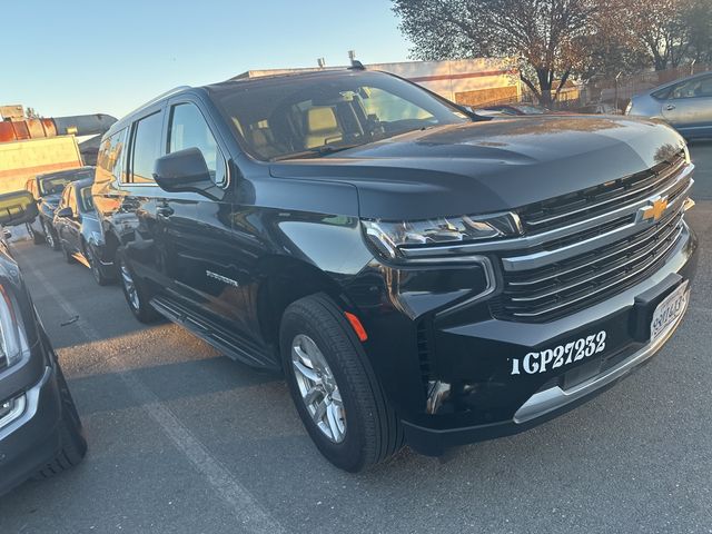 2023 Chevrolet Suburban LT