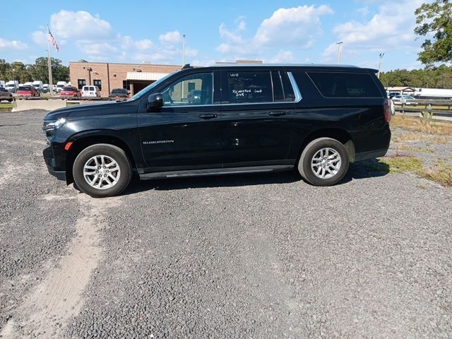 2023 Chevrolet Suburban LT