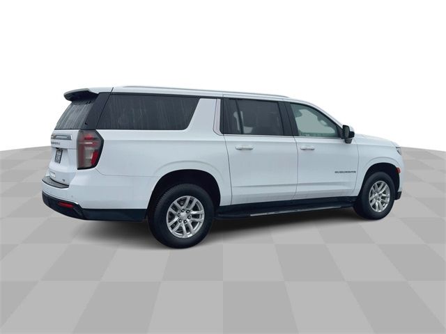 2023 Chevrolet Suburban LT