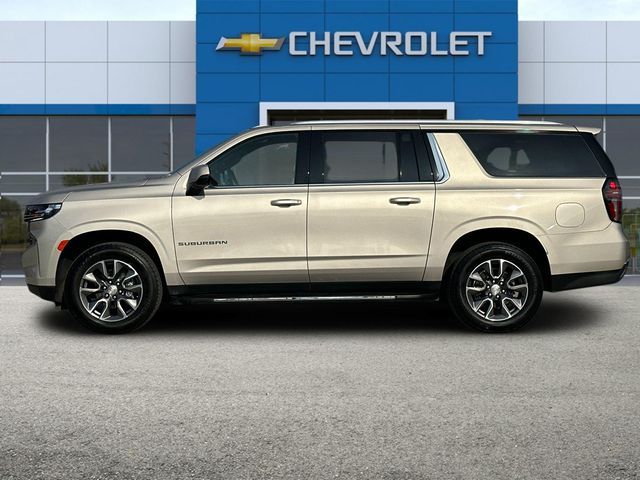 2023 Chevrolet Suburban LT