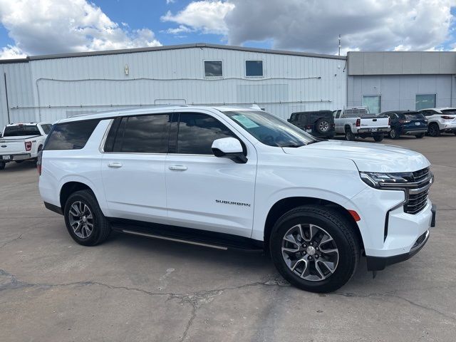 2023 Chevrolet Suburban LT