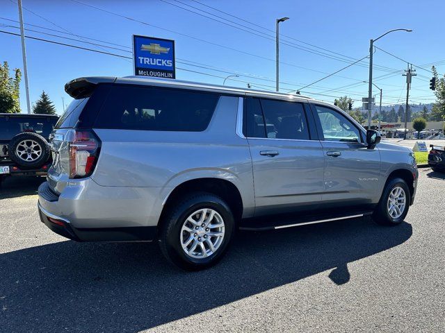 2023 Chevrolet Suburban LT