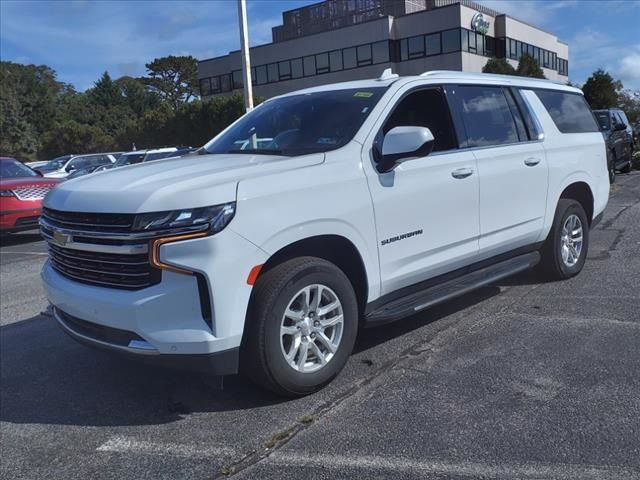 2023 Chevrolet Suburban LT