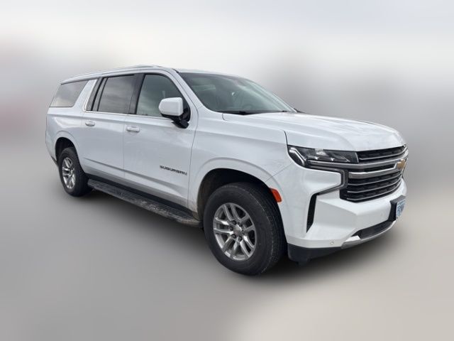 2023 Chevrolet Suburban LT