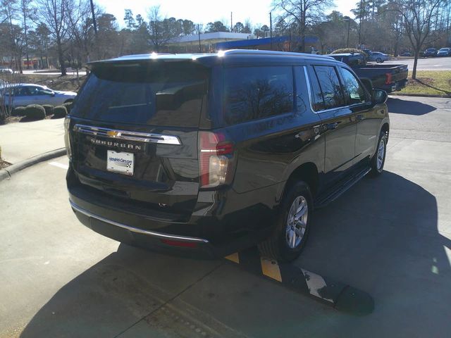 2023 Chevrolet Suburban LT