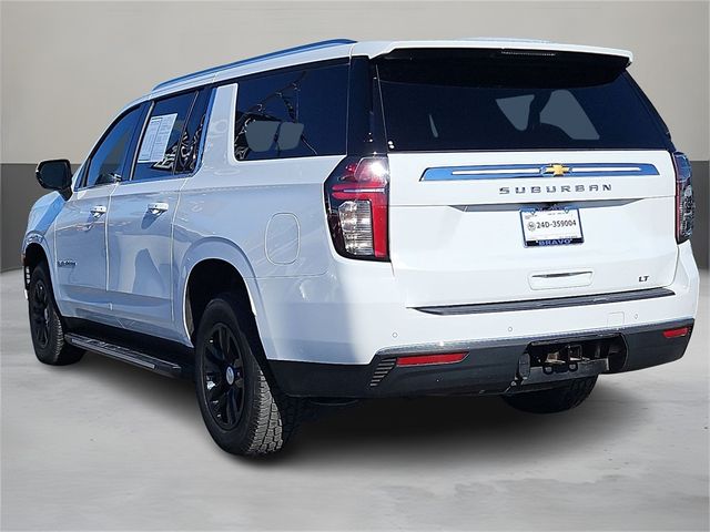 2023 Chevrolet Suburban LT