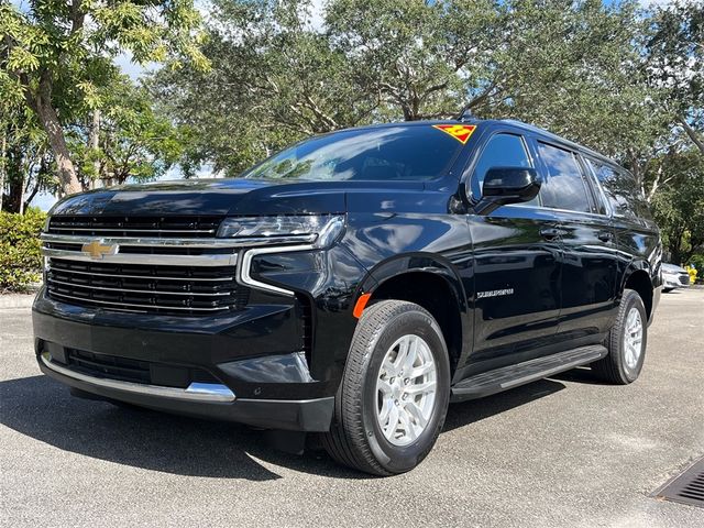 2023 Chevrolet Suburban LT