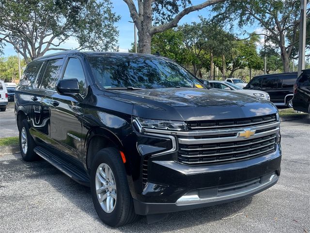 2023 Chevrolet Suburban LT