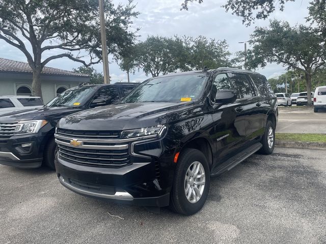 2023 Chevrolet Suburban LT