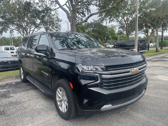 2023 Chevrolet Suburban LT