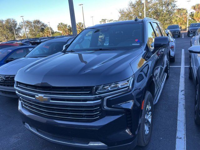 2023 Chevrolet Suburban LT