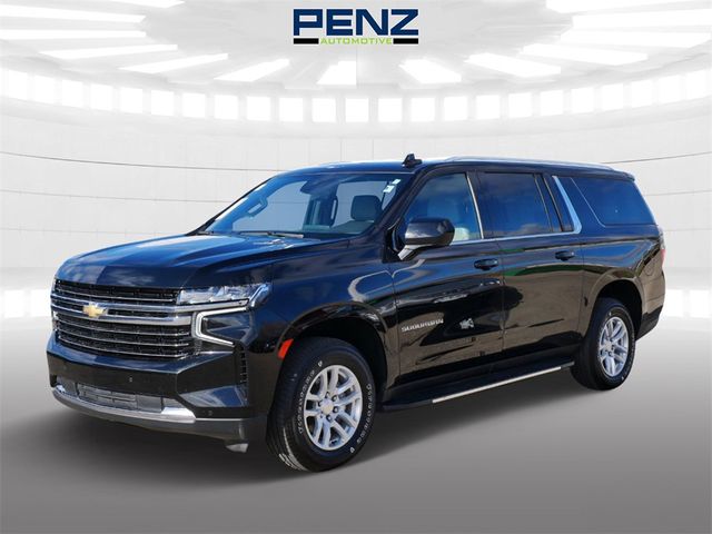 2023 Chevrolet Suburban LT