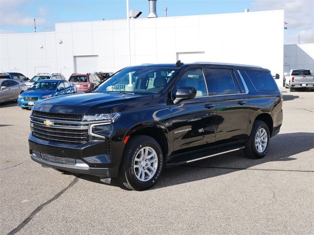 2023 Chevrolet Suburban LT