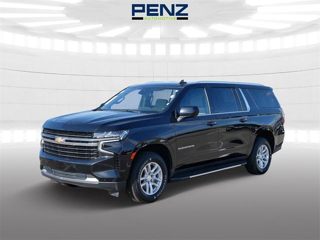 2023 Chevrolet Suburban LT