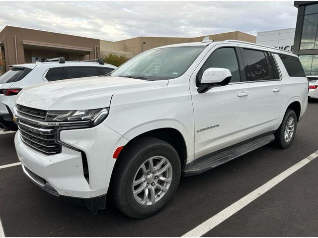 2023 Chevrolet Suburban LT