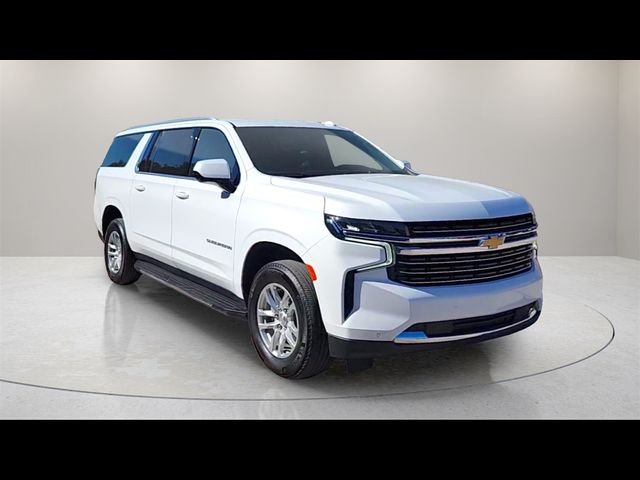 2023 Chevrolet Suburban LT