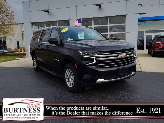 2023 Chevrolet Suburban LT