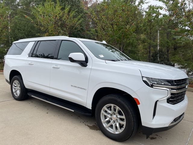 2023 Chevrolet Suburban LT