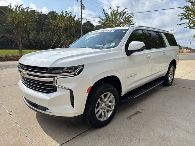 2023 Chevrolet Suburban LT