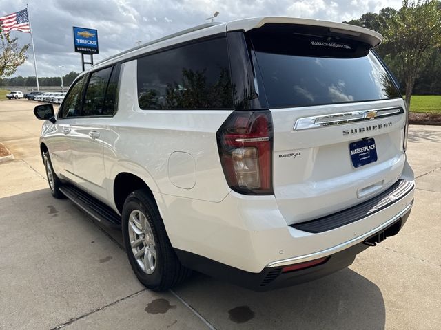 2023 Chevrolet Suburban LT