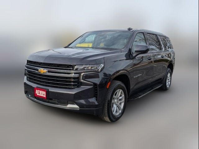 2023 Chevrolet Suburban LT