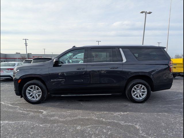 2023 Chevrolet Suburban LT