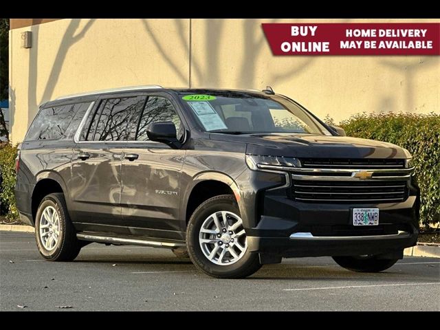 2023 Chevrolet Suburban LT