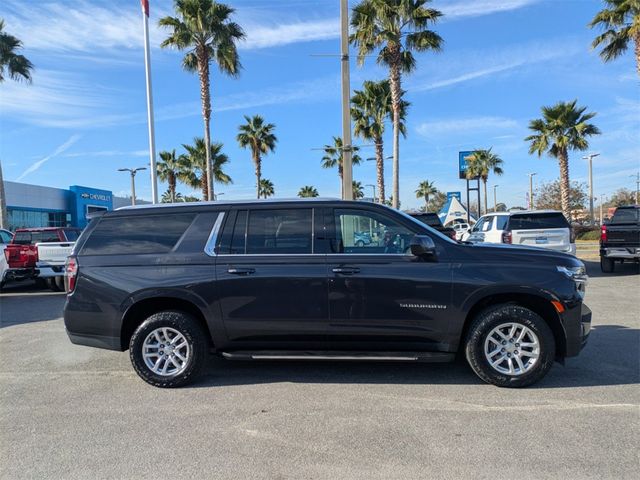 2023 Chevrolet Suburban LT