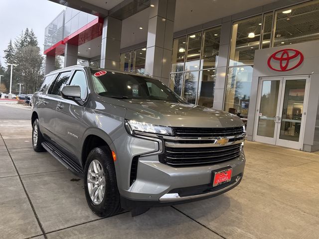 2023 Chevrolet Suburban LT