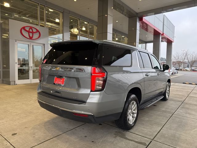 2023 Chevrolet Suburban LT