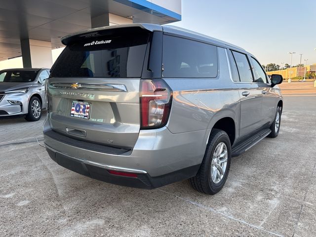 2023 Chevrolet Suburban LT