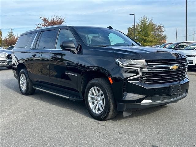 2023 Chevrolet Suburban LT