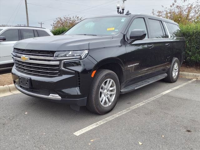 2023 Chevrolet Suburban LT