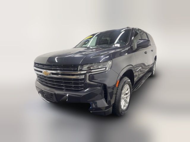 2023 Chevrolet Suburban LT