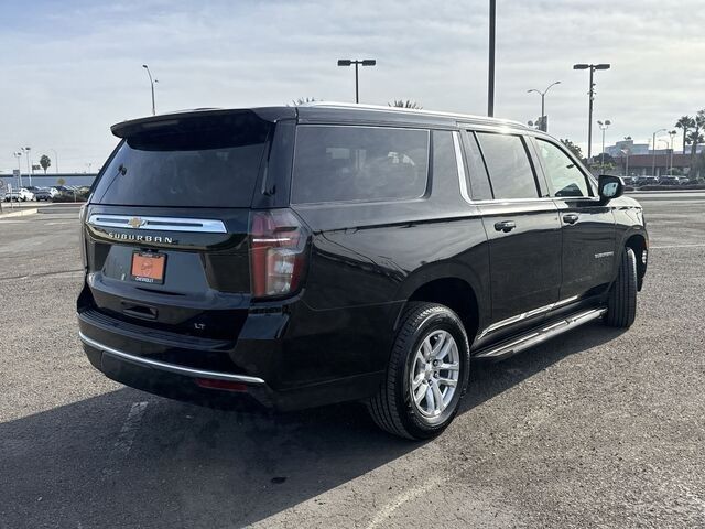 2023 Chevrolet Suburban LT