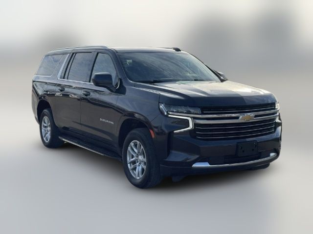 2023 Chevrolet Suburban LT