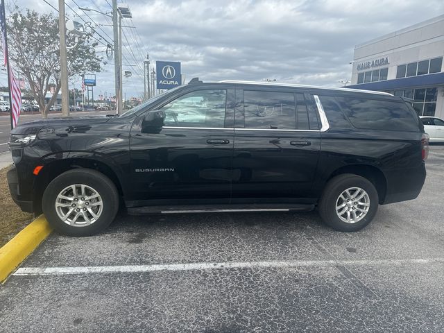 2023 Chevrolet Suburban LT