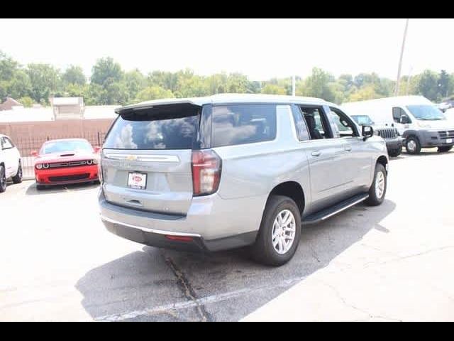 2023 Chevrolet Suburban LT