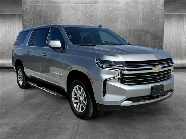 2023 Chevrolet Suburban LT